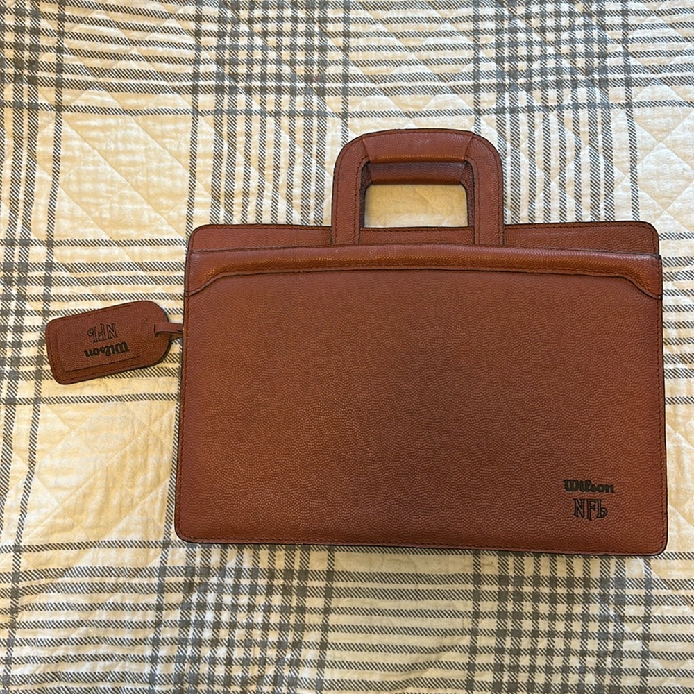 Wilson NFL Football Pigskin Leather Brown Briefcase Messenger Bag